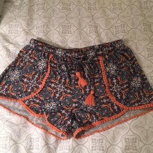 No boundaries decorative shorts